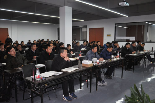 2018年betway西汉姆联全体业务员第一次培训在产业园召开