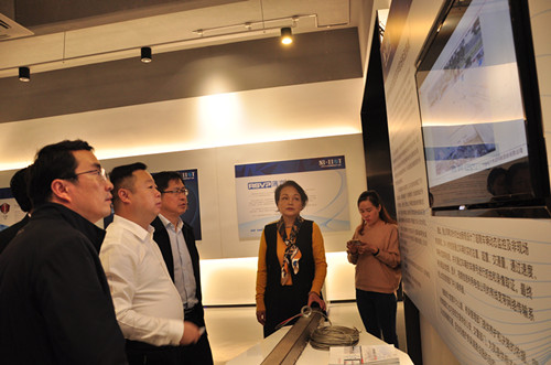 贵阳市人民政府副市长唐兴伦一行莅临betway西汉姆联调研考察