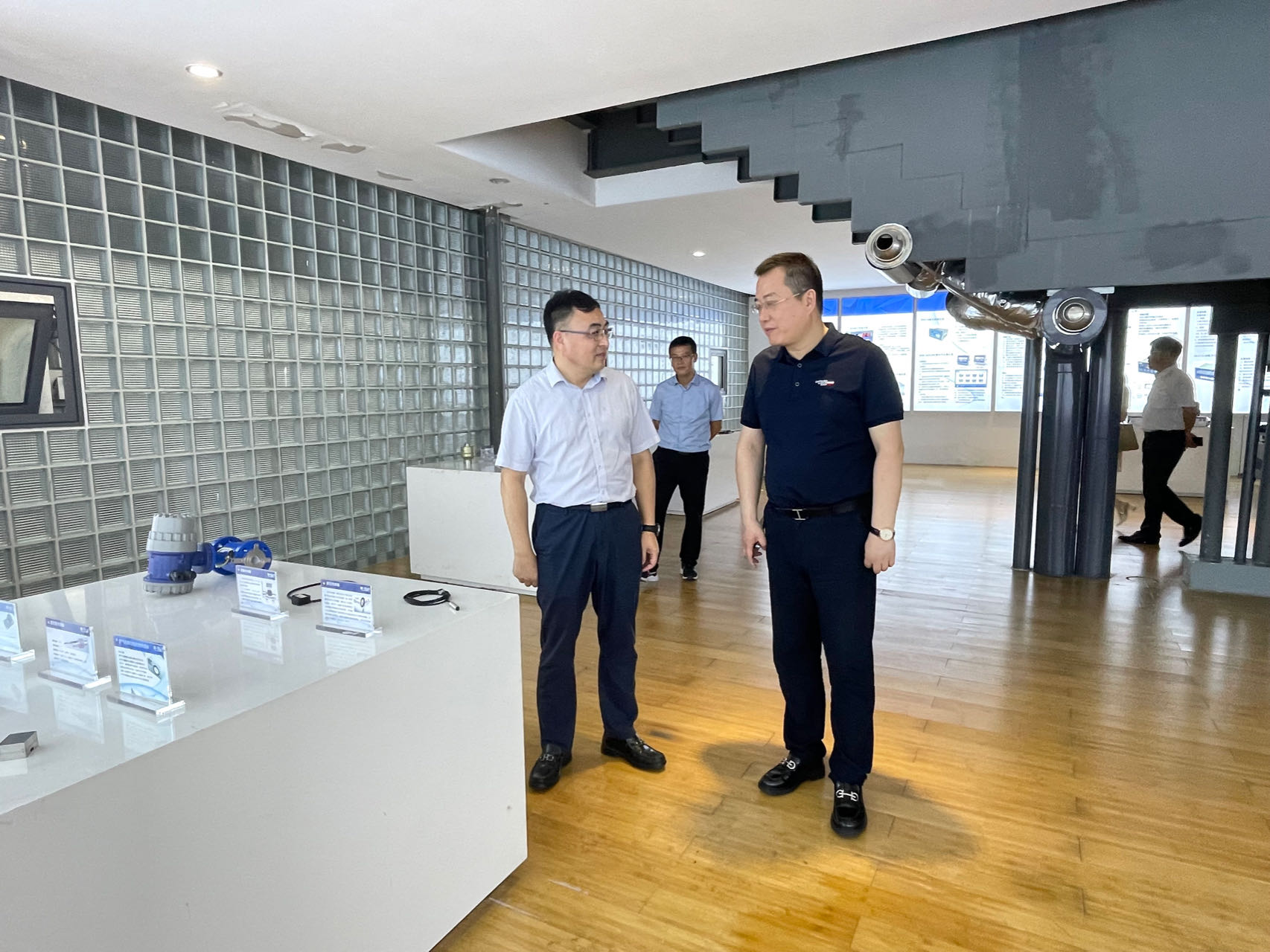 宁波市委副秘书长、甬江科创办常务副主任徐云一行莅临betway西汉姆联调研交流