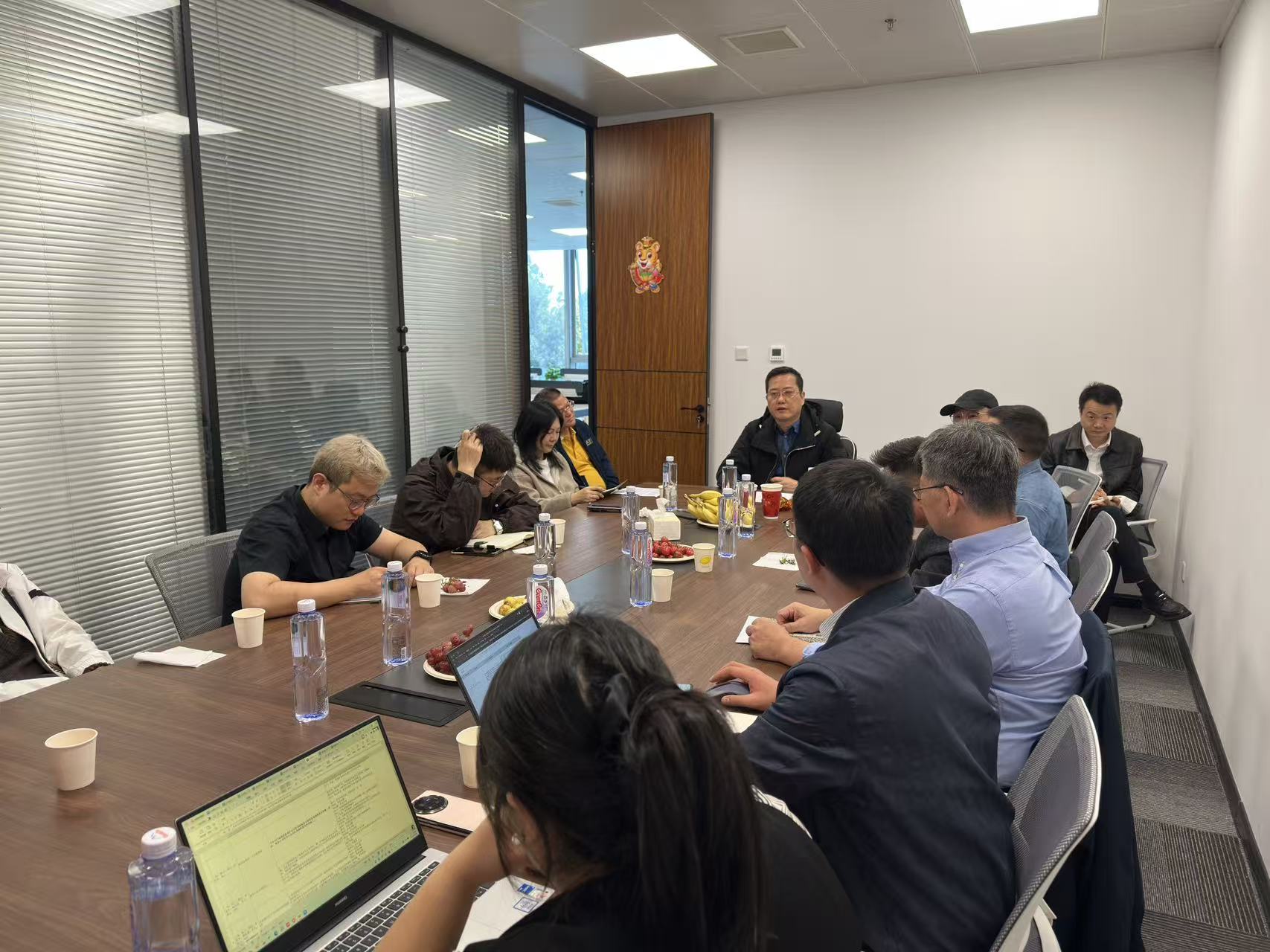 集团董事长柯建东率队赴武汉、重庆子公司，深化集团业务融合互促